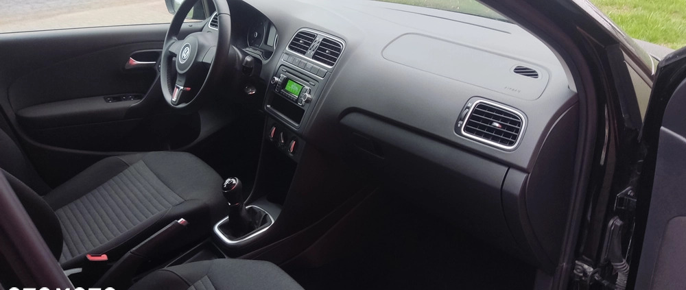 Volkswagen Polo cena 29999 przebieg: 30000, rok produkcji 2014 z Kruszwica małe 466
